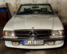 Image 14/18 of Mercedes-Benz 350 SL (1971)
