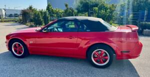 Bild 8/20 von Ford Mustang GT (2006)