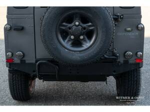 Image 10/27 of Land Rover Defender 90 (1996)