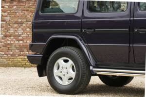 Bild 33/50 von Mercedes-Benz 500 GE (1993)