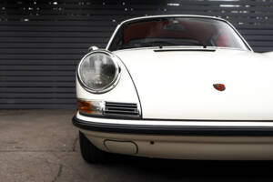Image 28/78 of Porsche 911 2.0 E (1968)