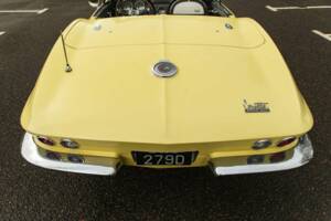 Bild 43/50 von Chevrolet Corvette Sting Ray Convertible (1966)