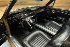 Immagine 2/19 di Ford Mustang 200 (1965)