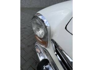 Bild 17/50 von Mercedes-Benz 280 SL (1969)