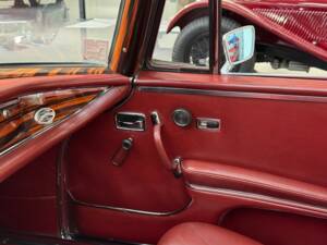 Bild 4/22 von Mercedes-Benz 280 SE 3,5 (1970)