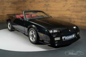 Image 3/8 of Chevrolet Camaro RS 191 (1991)