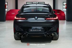 Image 8/24 of BMW X4 M (2022)