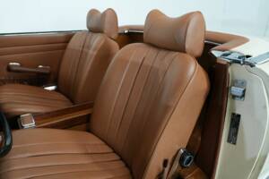Imagen 39/39 de Mercedes-Benz 280 SL (1970)