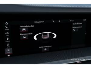 Image 32/42 of Porsche 911 Carrera (2020)