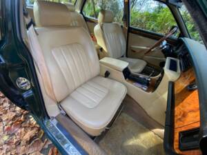 Bild 34/50 von Daimler Double Six (1992)