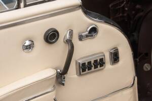 Imagen 49/50 de Mercedes-Benz 300 SE (1966)