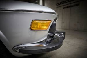 Image 43/100 of BMW 3.0 CSi (1973)