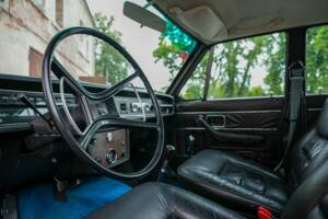 Image 29/45 of Volvo 164 E (1972)