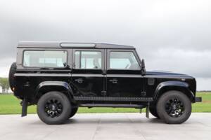 Bild 47/50 von Land Rover Defender 130 Double Cab (2007)