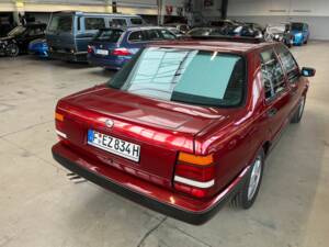 Image 30/47 of Lancia Thema 8.32 (1989)