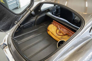 Image 10/15 de Jaguar E-Type (1969)