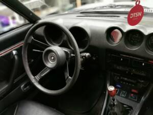 Image 8/8 of Datsun 280 Z (1977)