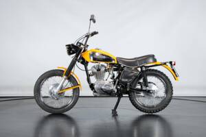 Image 1/50 de Ducati 250 Scrambler (1971)