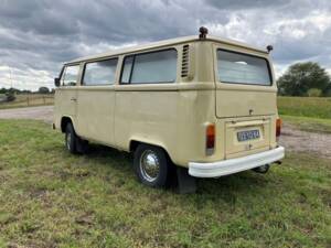 Imagen 4/15 de Volkswagen T2b minibus (1974)