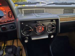 Image 14/50 of BMW 525 (1975)