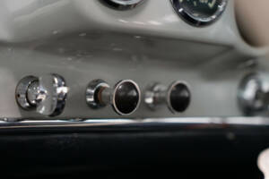 Afbeelding 47/50 van Mercedes-Benz 190 SL (1958)