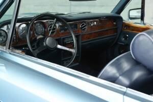 Image 14/48 of Rolls-Royce Corniche I (1980)