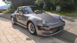 Image 22/104 of Porsche 911 Carrera 3.2 (1986)
