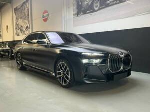 Image 46/50 de BMW i7 eDrive50 (2023)