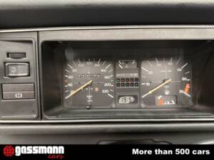 Image 13/15 de Volkswagen Golf Mk I Convertible 1.6 (1987)