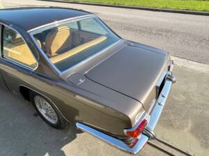 Image 23/101 of Maserati Mexico 4200 (1971)