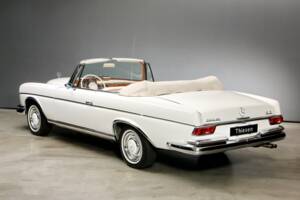 Image 7/27 of Mercedes-Benz 300 SE (1967)