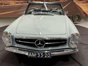 Afbeelding 15/36 van Mercedes-Benz 280 SL (1969)