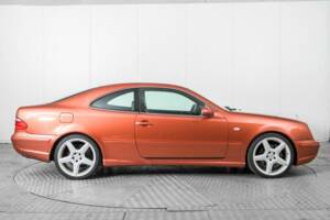 Image 10/50 of Mercedes-Benz CLK 430 (1999)