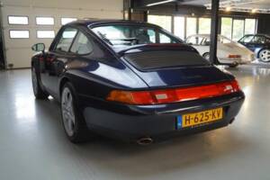 Image 39/50 de Porsche 911 Carrera (1995)