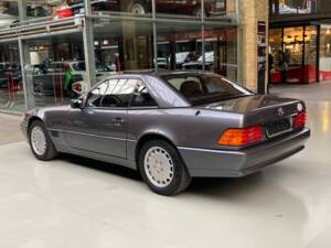 Image 37/49 de Mercedes-Benz SL 280 (1995)