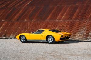 Afbeelding 4/56 van Lamborghini Miura P 400 S (1969)