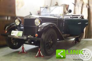 Image 2/10 of FIAT 509 A (1924)