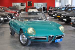 Afbeelding 11/30 van Alfa Romeo 1300 Spider Junior (1969)