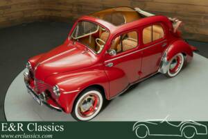 Bild 1/19 von Renault 4 CV Décapotable (1951)