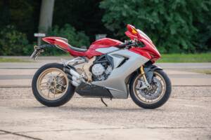 Image 2/16 de MV Agusta DUMMY (2012)