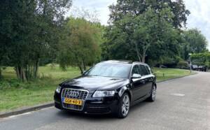 Imagen 21/42 de Audi S6 Avant 5.2 V10 quattro (2006)