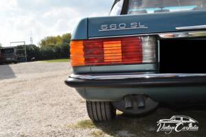 Image 31/75 de Mercedes-Benz 560 SL (1986)