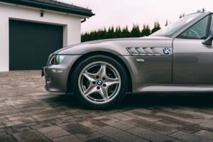 Bild 8/99 von BMW Z3 2.5 (2001)