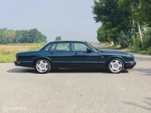 Image 7/50 of Jaguar XJR 4.0 Supercharged (1996)