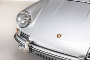 Image 24/34 of Porsche 911 2.0 S (1966)