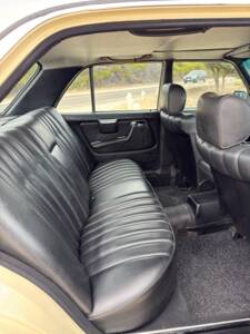 Bild 23/73 von Mercedes-Benz 300 D (1977)