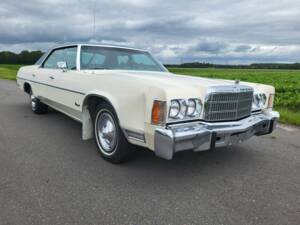Imagen 8/8 de Chrysler Newport (1977)