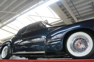 Image 9/50 de Cadillac 62 Convertible (1941)