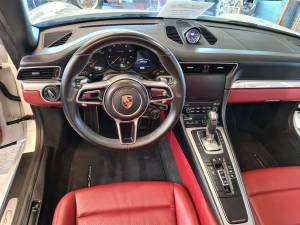 Immagine 7/19 di Porsche 911 Carrera (2016)