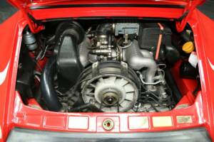 Image 27/30 de Porsche 911 Speedster 3.2 (1989)